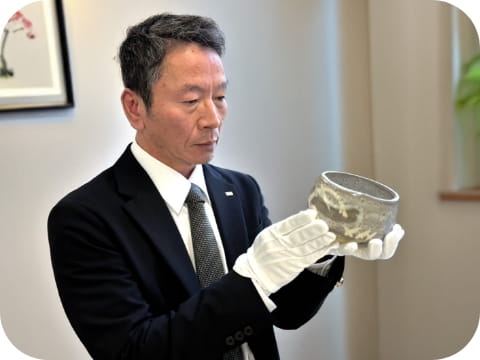 山手　利雄