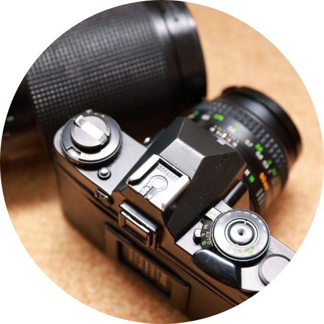 古いフィルムカメラ