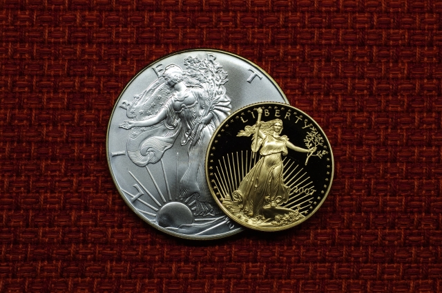 金貨や銀貨は銀行で両替するより〇〇へ売る方がお得！種類や歴史から本当の価値を紐解く
