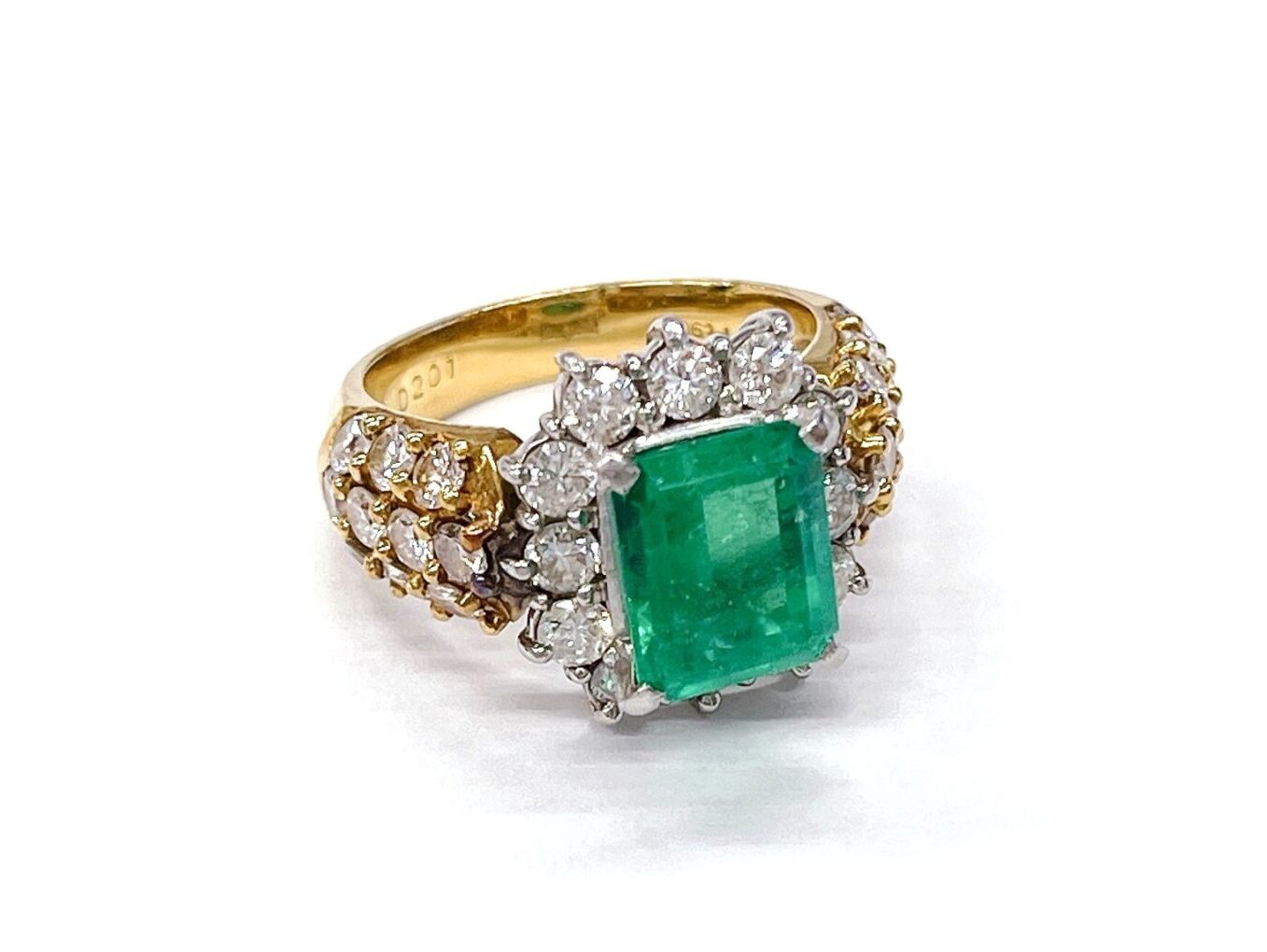 エメラルド付リング K18 Pt900 2.795ct