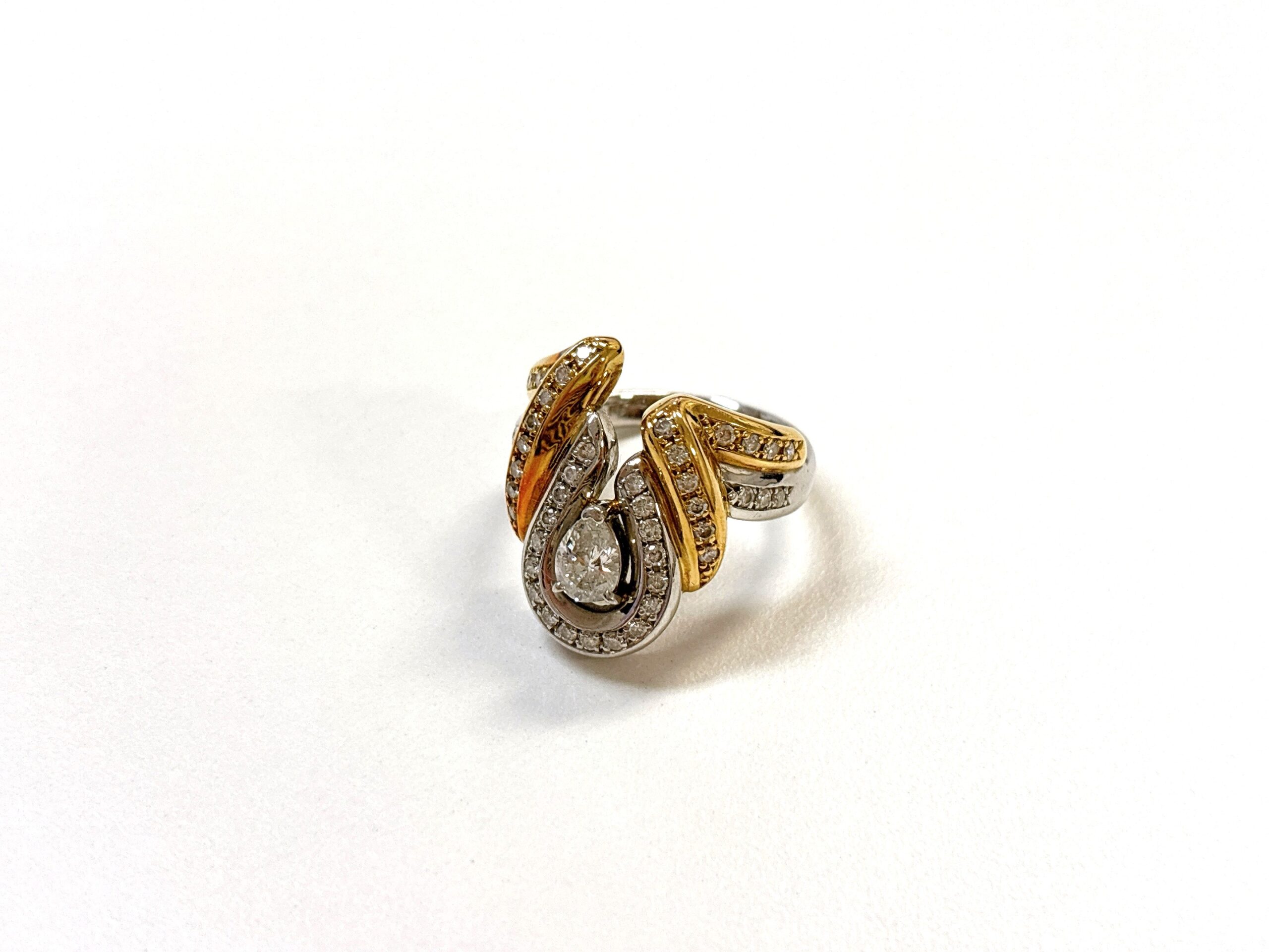 ダイヤモンド付リング　K18　Pt900　0.66ct