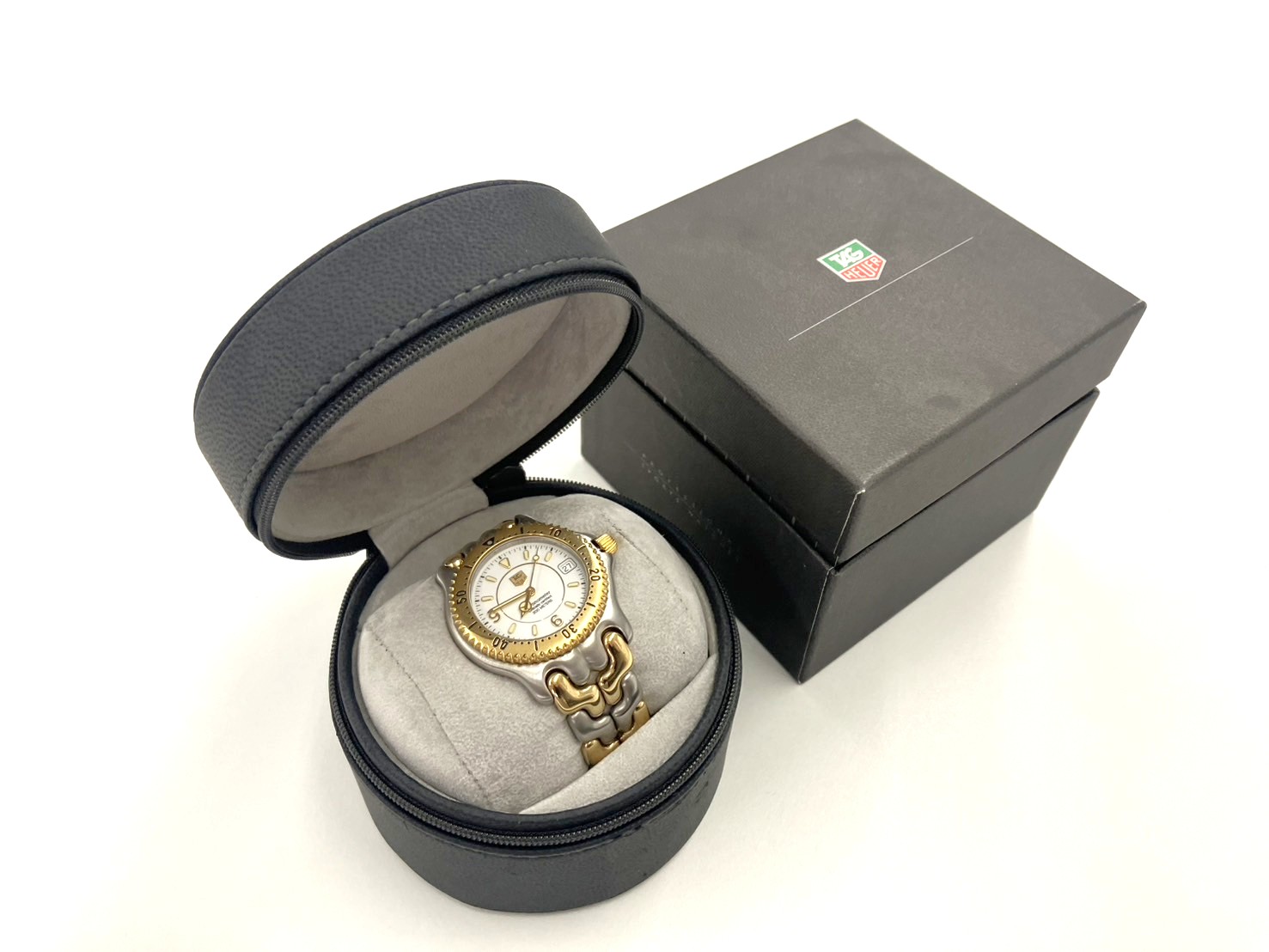 タグ・ホイヤー　クロノメーター