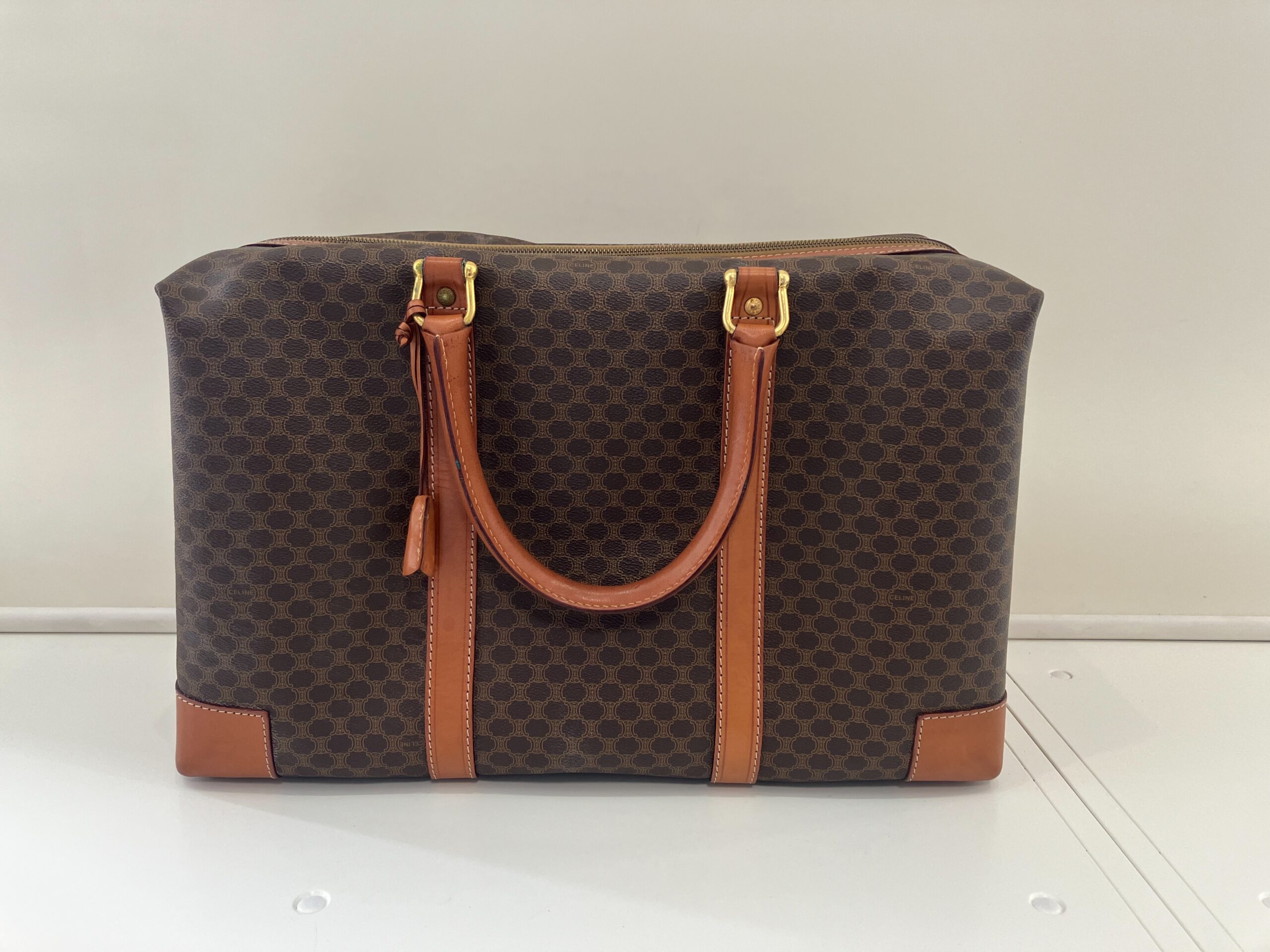 セリーヌ　ハンドバッグ