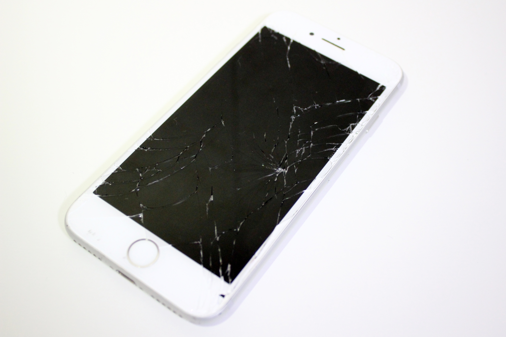 画面割れ・背面ガラス割れ