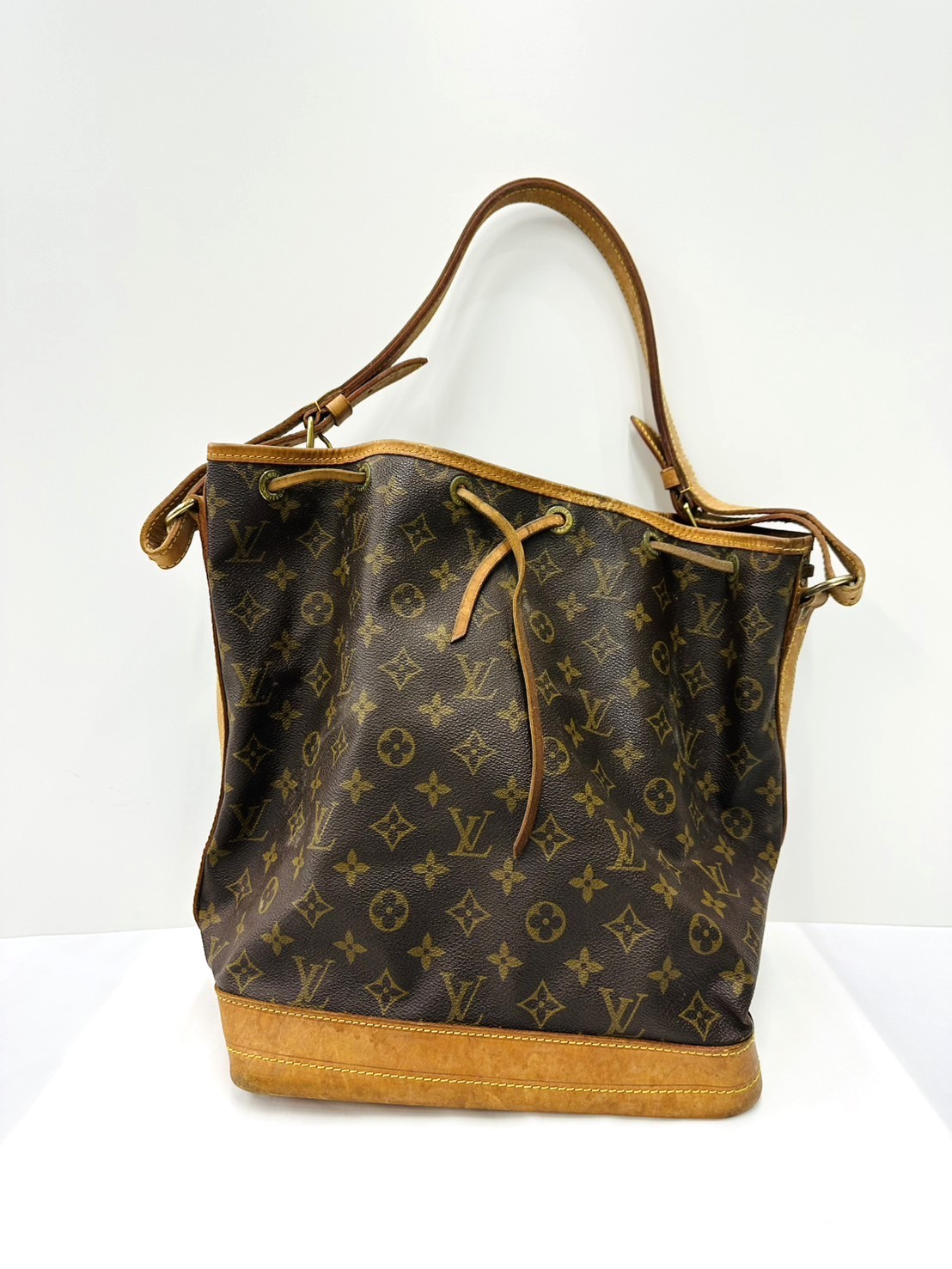 ルイ・ヴィトン　ノエ　M42224