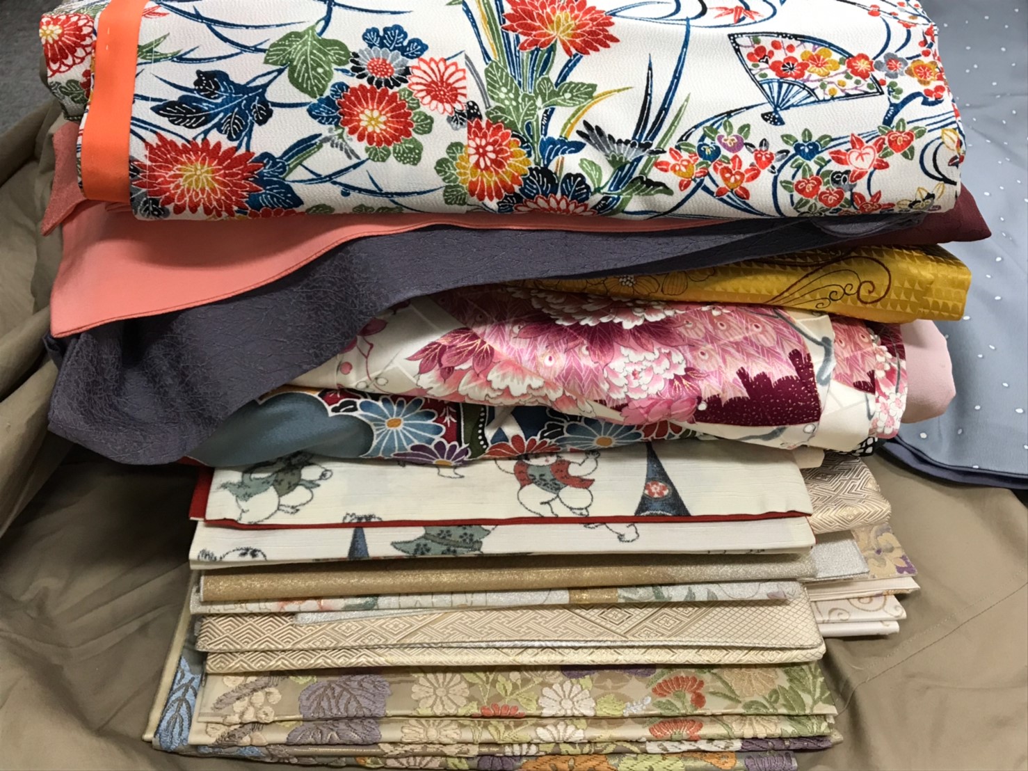 遺品整理・生前整理・大量一括のまとめ売り