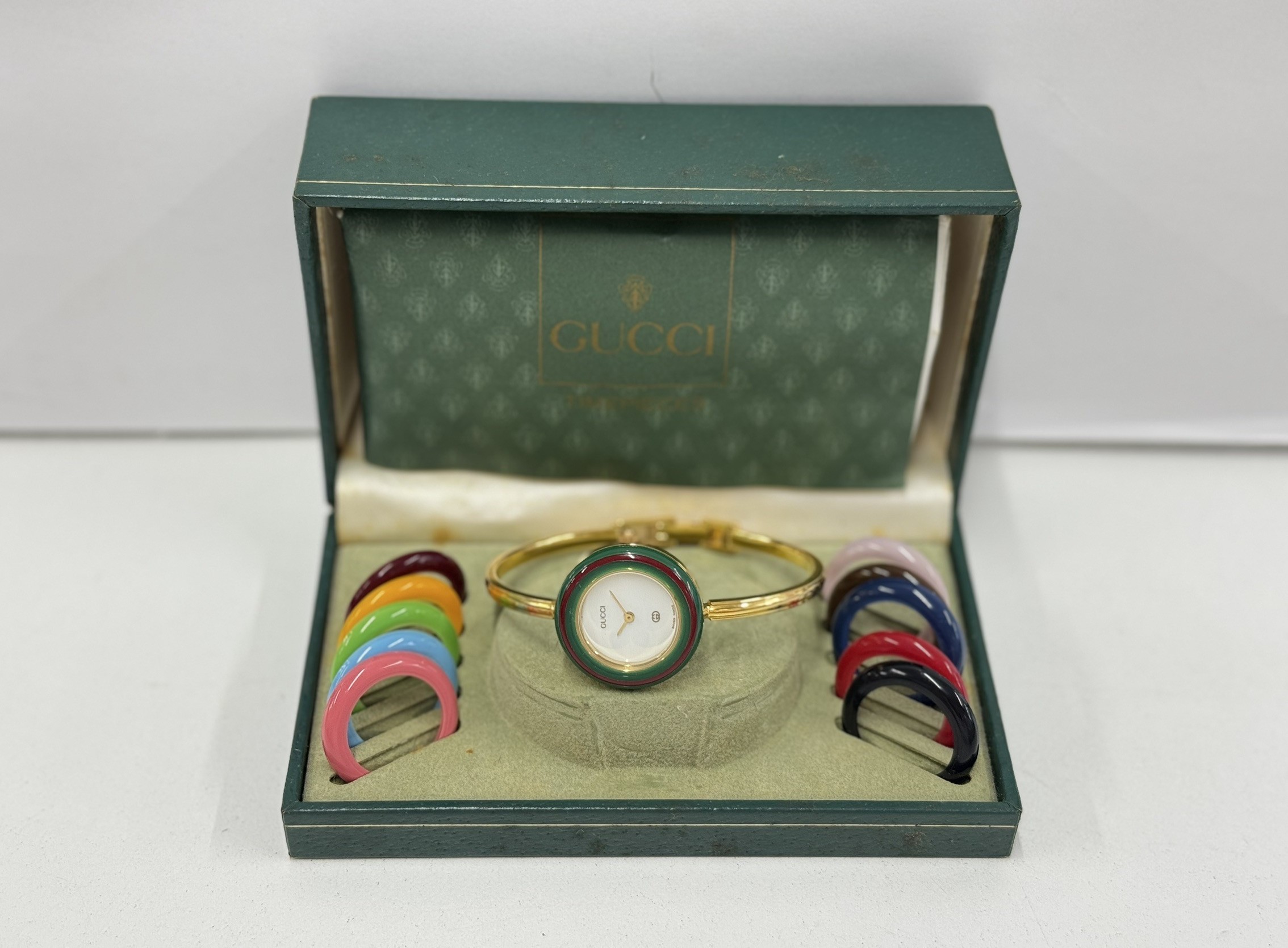 グッチ　チェンジベゼル