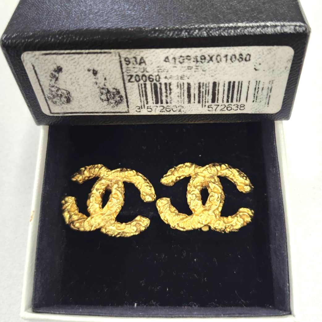 シャネル　イヤリング　ココマーク　93A