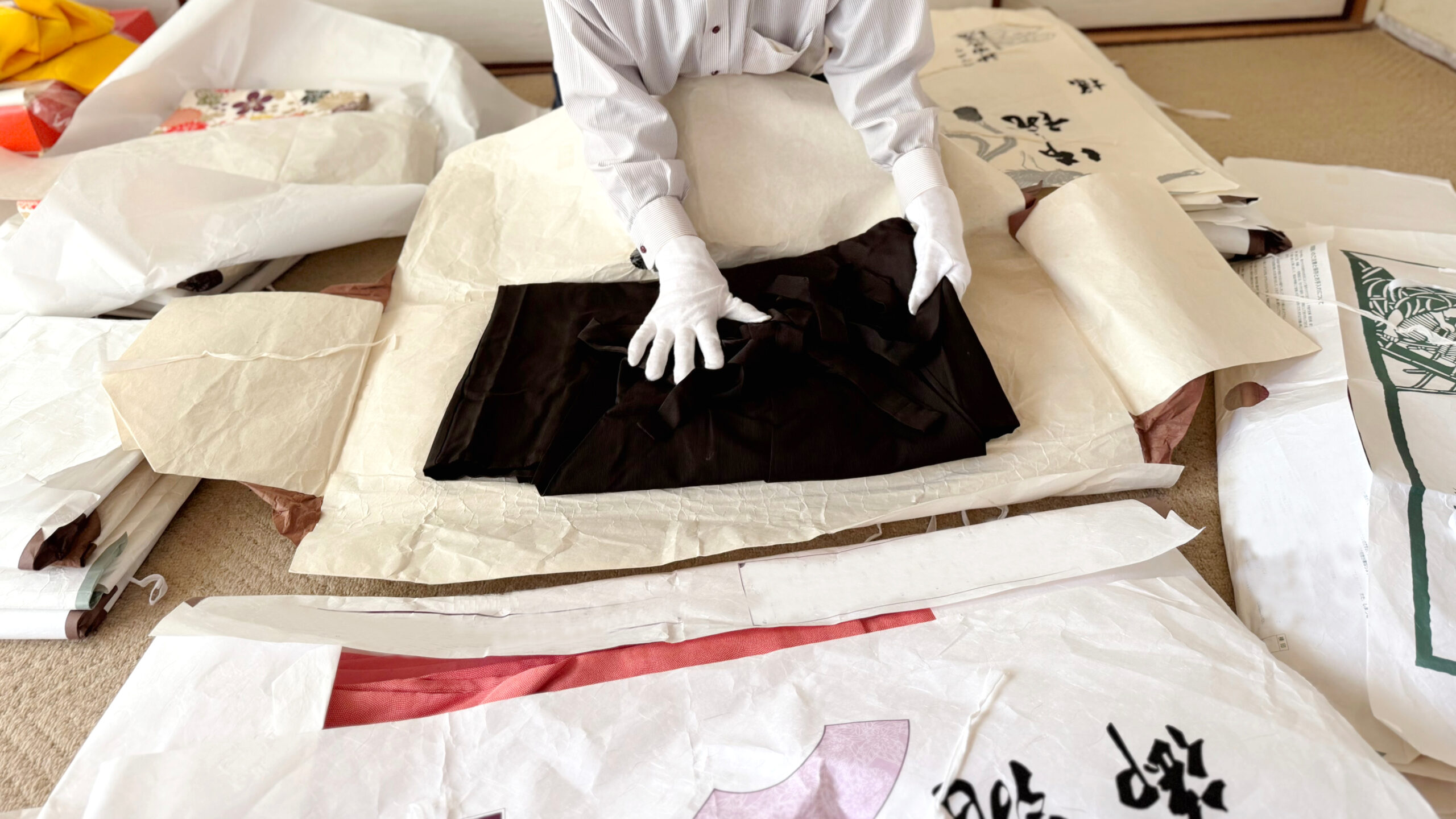 遺品整理で買取を使うことへの迷いを抱えている方へ。進め方と気持ちの整理のコツ