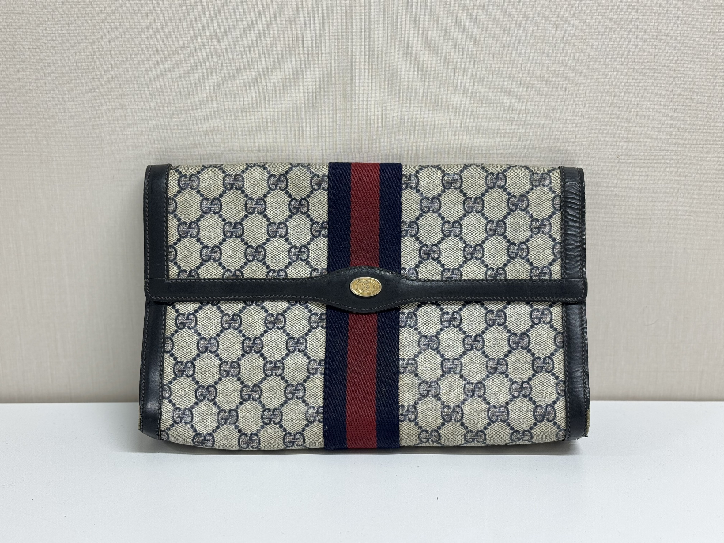グッチ　クラッチバッグ