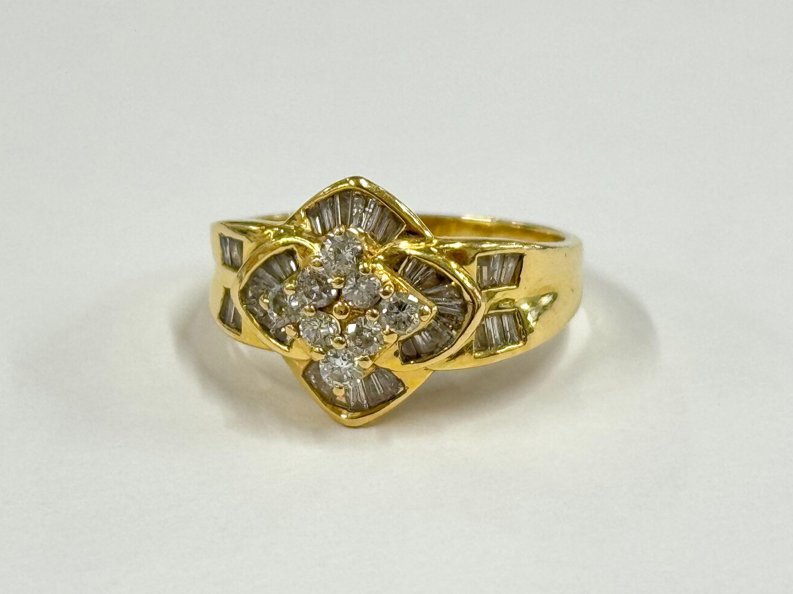 K18 ダイヤ付リング　D1.00Ct